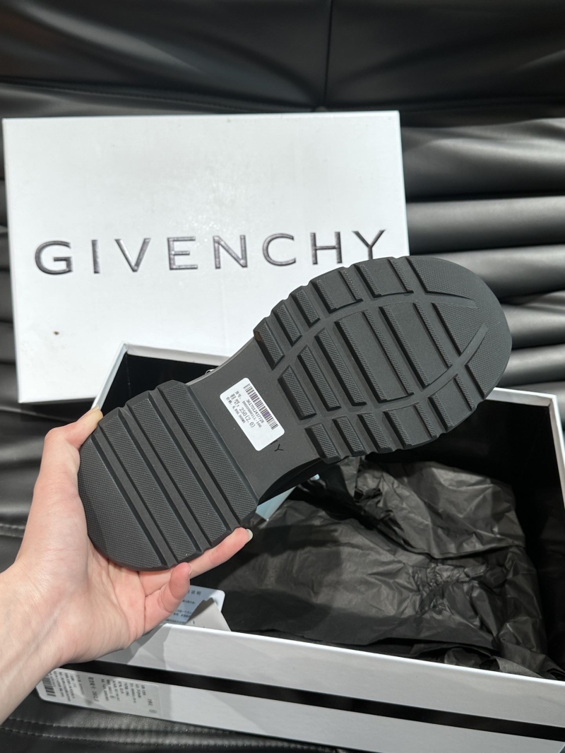 Givenchy Sneakers